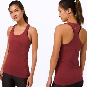 LULULEMON Swiftly Tech Racerback 2.0 in Cassis Chianti Sz. 6